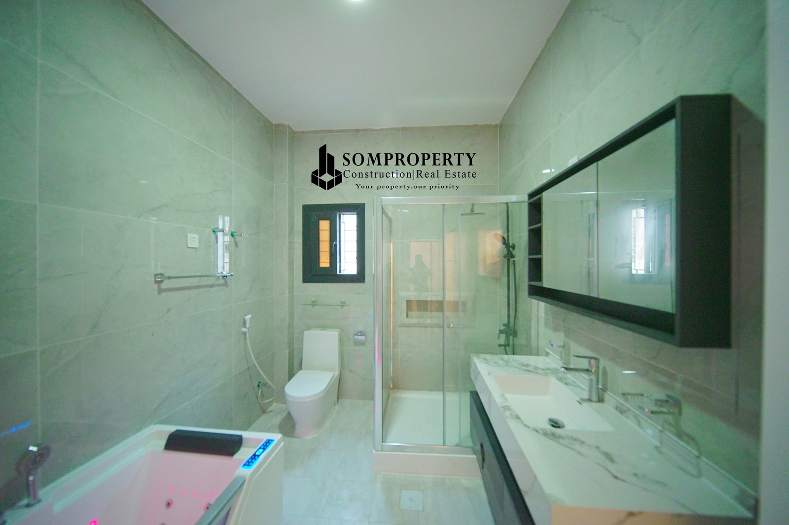 Dhismaha ID 24 344 - Image 1