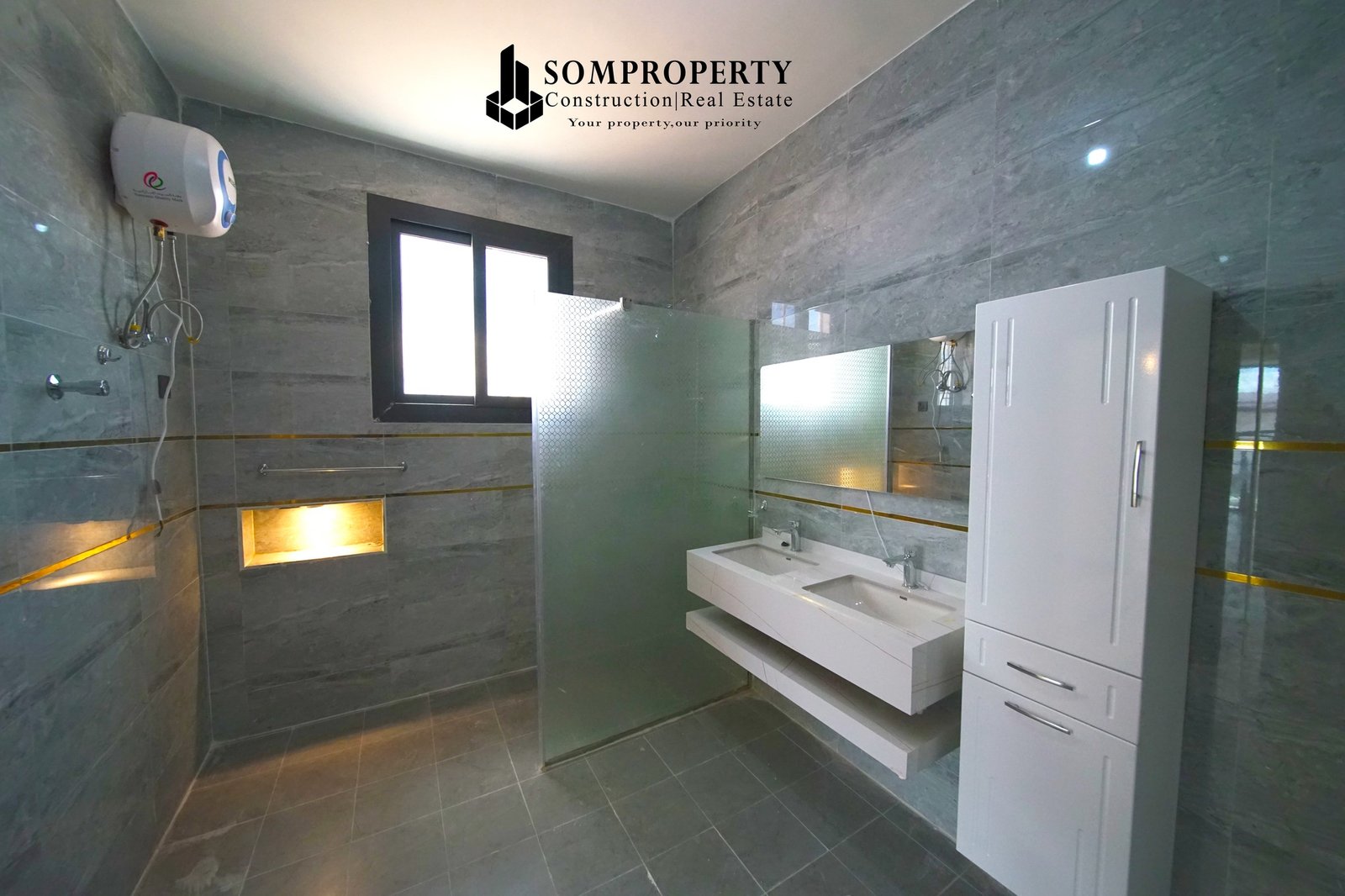 Dhismaha ID 23 302 - Image 3